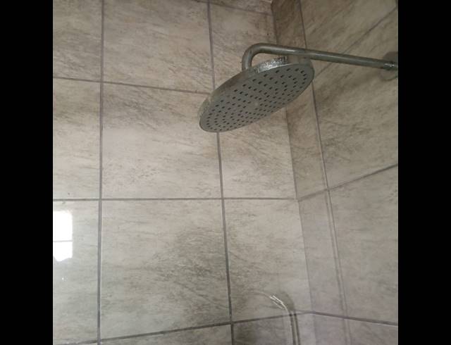 3 BEDROOM APARTMENT FOR SALE IN BOKSBURG CENTRAL